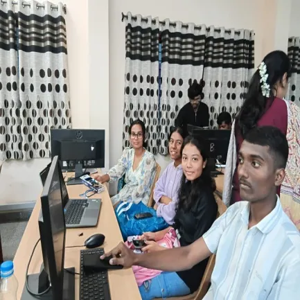Artificial Intelligence & Machine Learning — facilities photo 213
