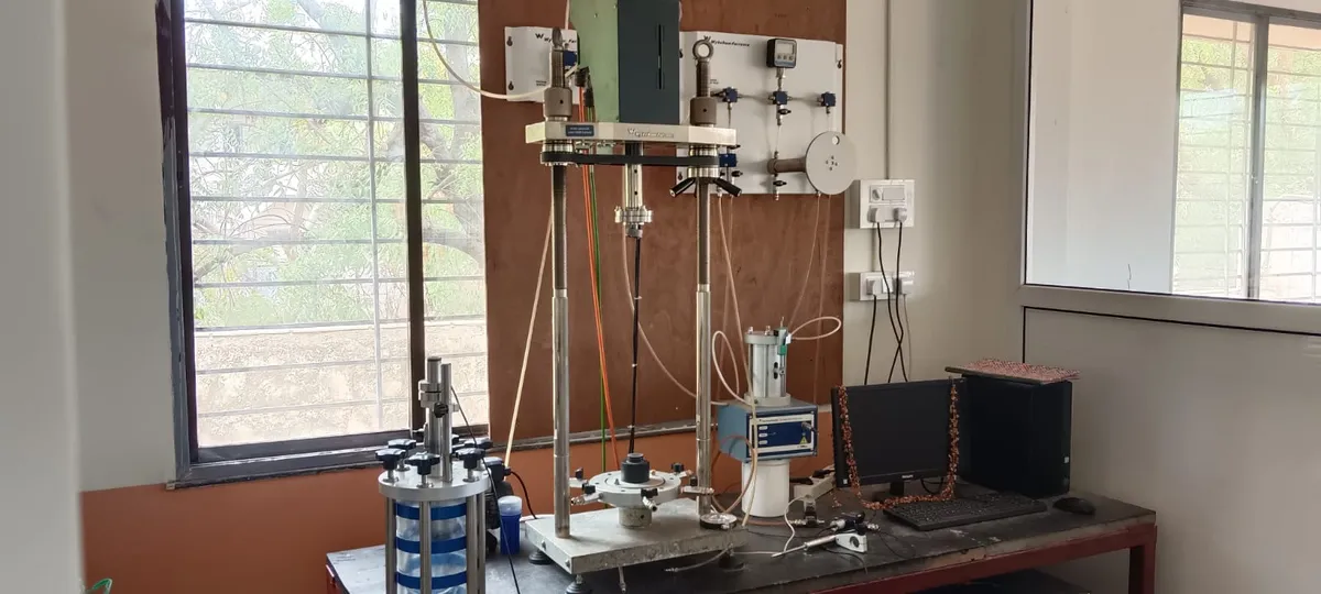 Advance Geotechnical Engineering Laboratory
