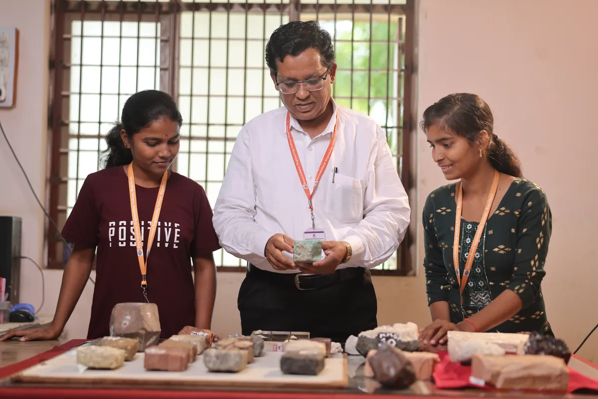 Engineering Geology Laboratory