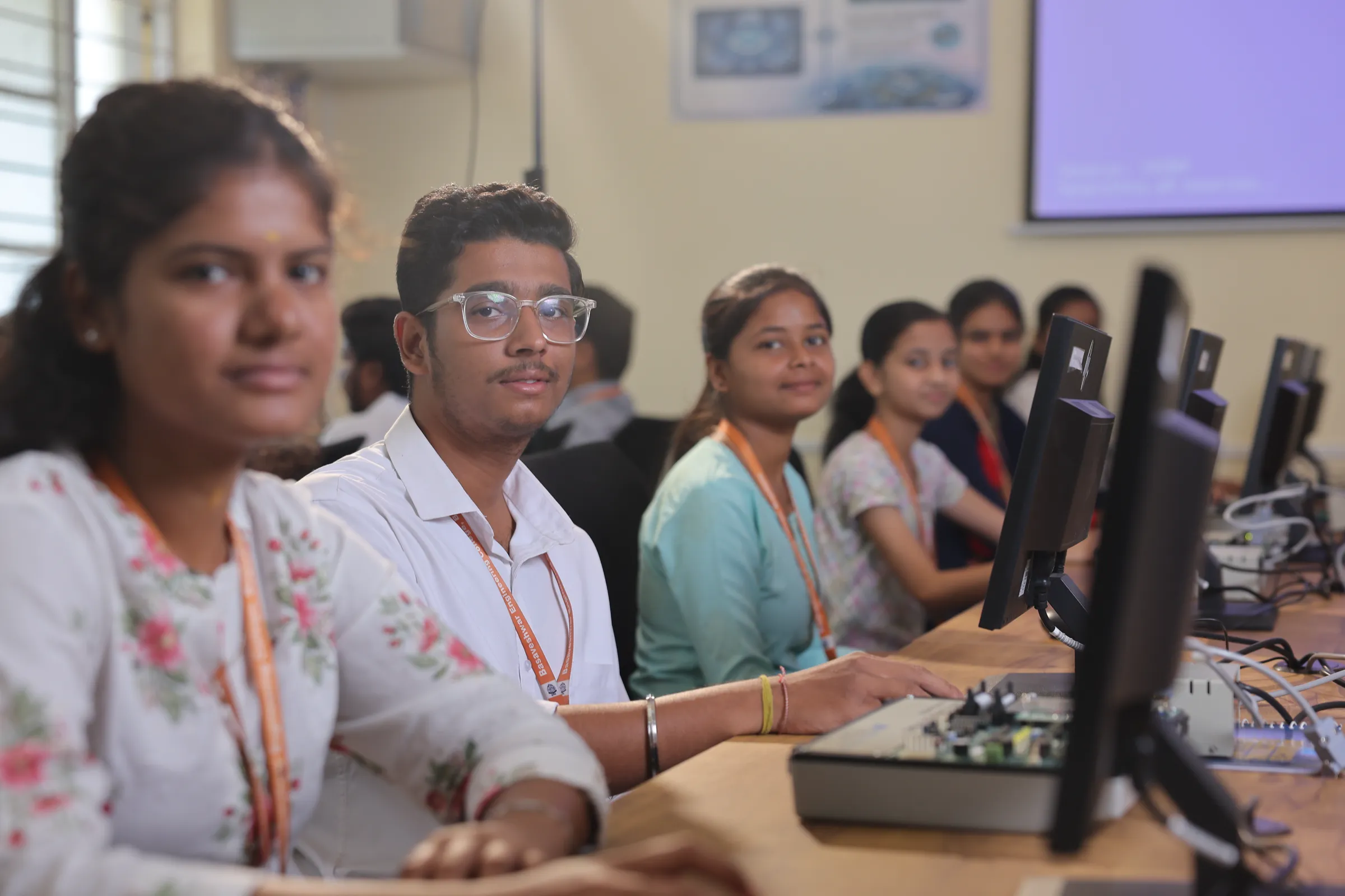 Electronics and Computer Engineering — facilities photo 3