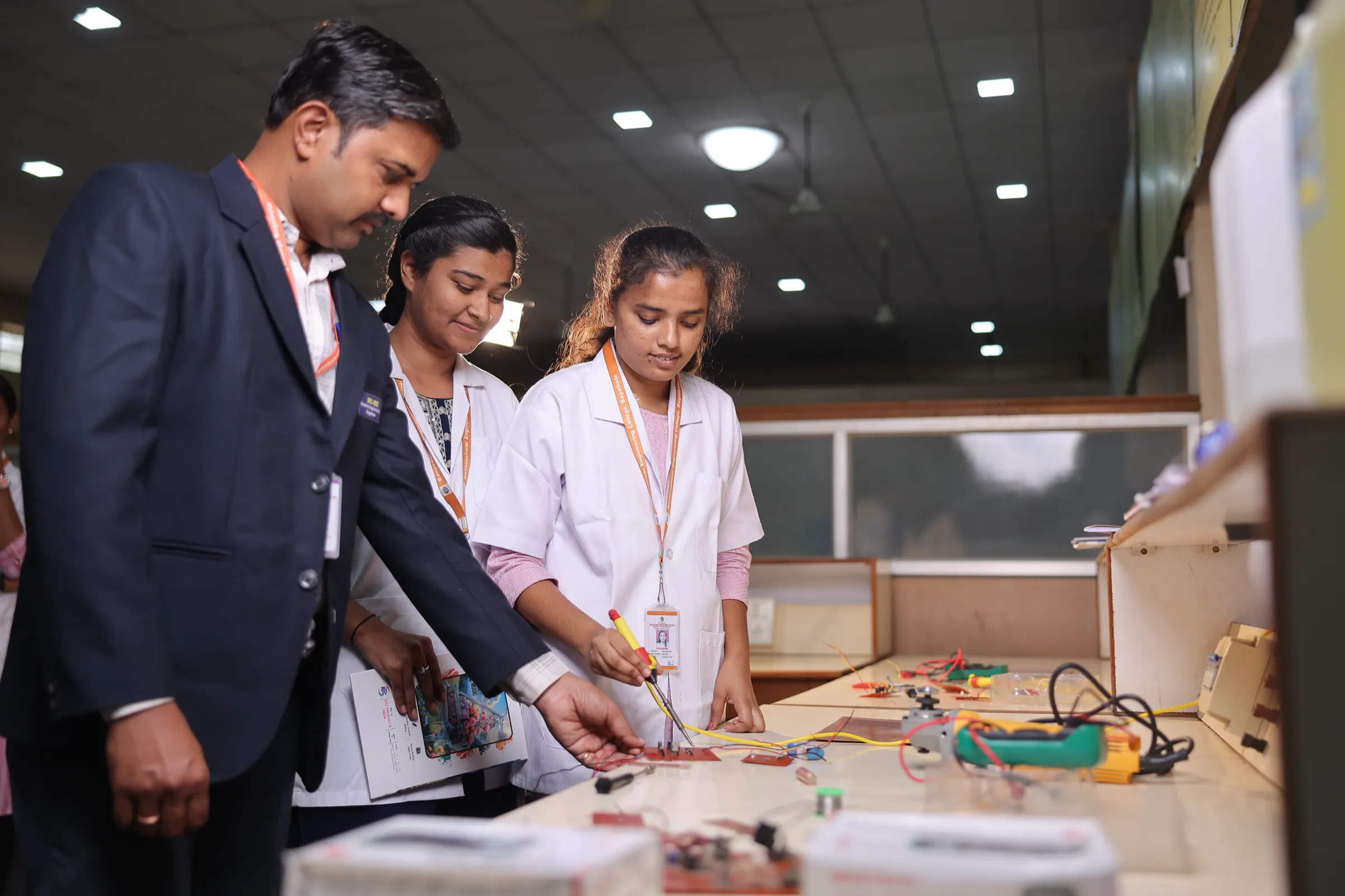 Electrical & Electronics Engineering — facilities photo 10