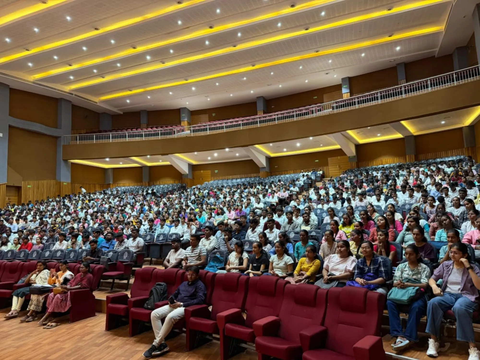 B.E. first-semester students from all branches at the SDP in the BEC Auditorium