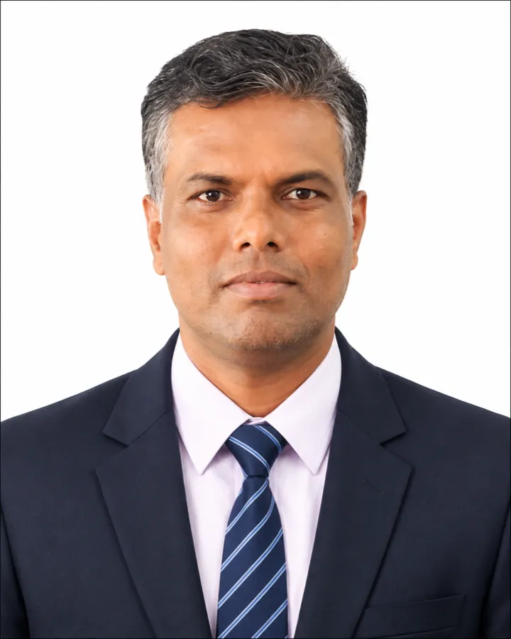 Dr. Lokesh B. Bhajantri