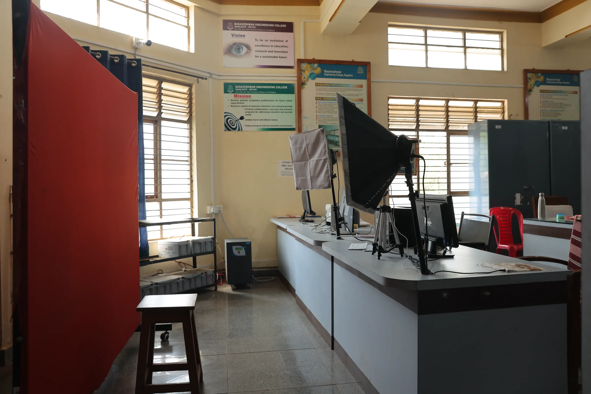Administrative office at Basaveshwar Engineering College 1