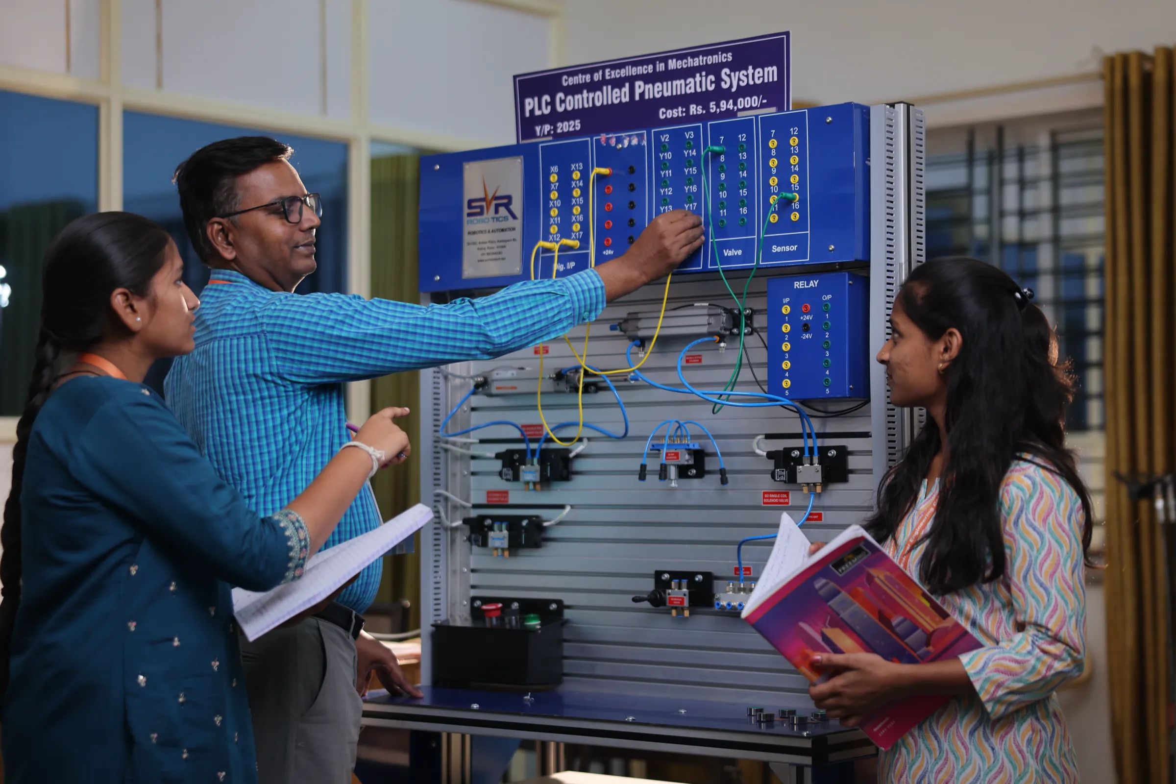 Basaveshwar Engineering College campus 9