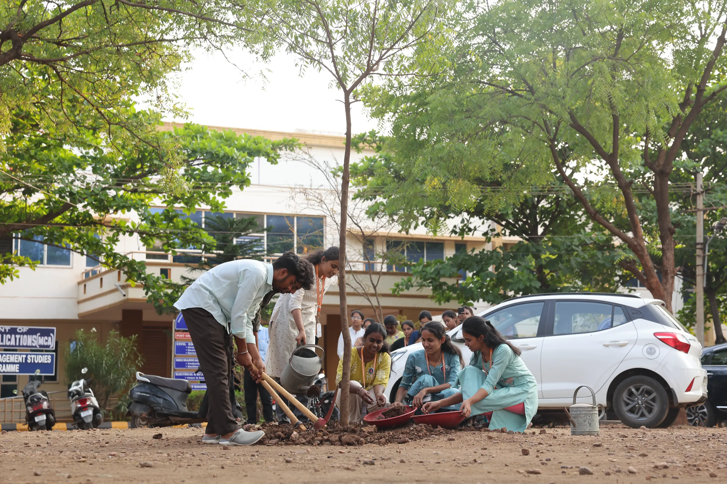 Basaveshwar Engineering College campus 28