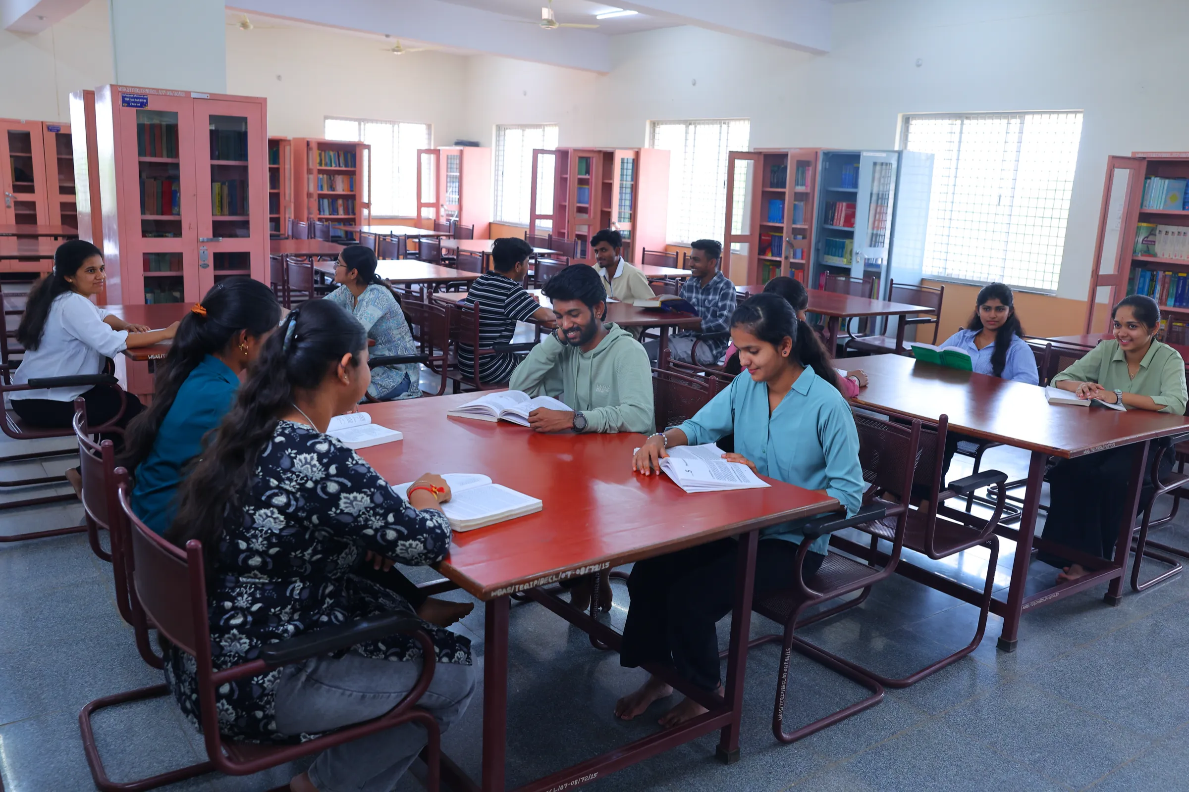 Basaveshwar Engineering College campus 37