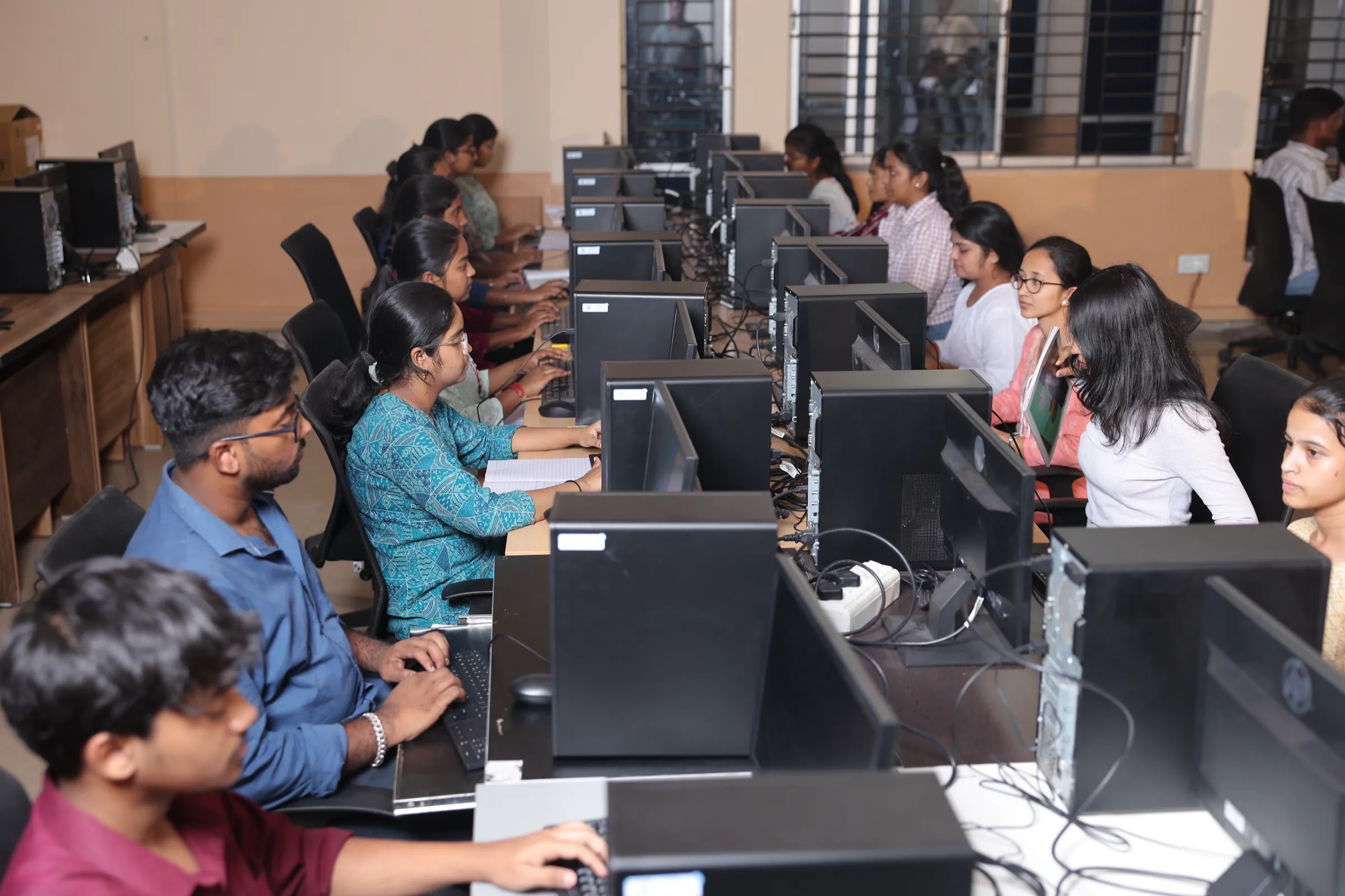 Basaveshwar Engineering College campus 46
