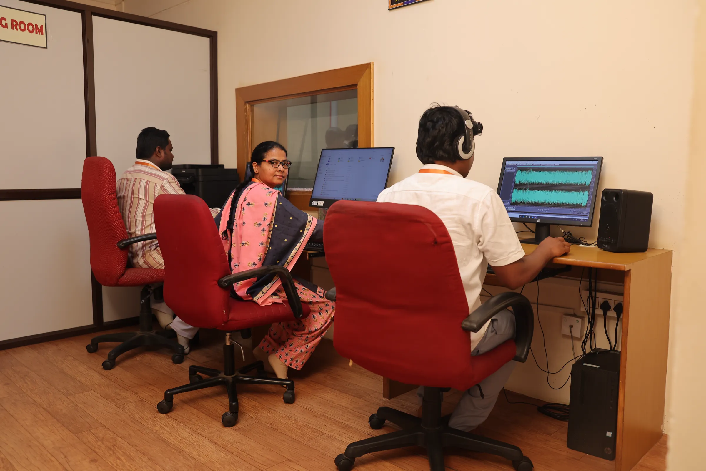 BEC Dhwani 90.4 FM community radio studio at Basaveshwar Engineering College 1